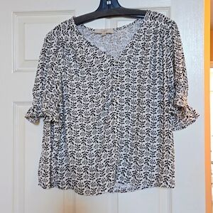 Woman's  Loft Blouse